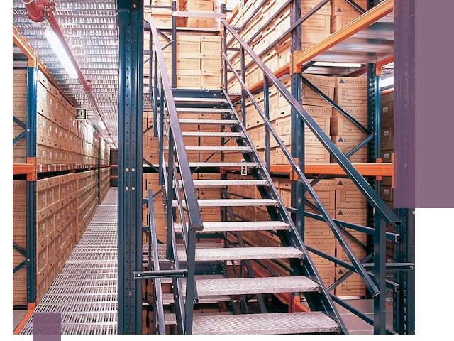 Лестницы складские прочные и безопасные под ключ в Елабуге