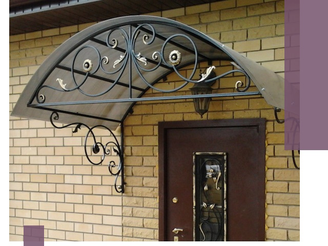 Изготовление козырьков из металла под ключ в Елабуге