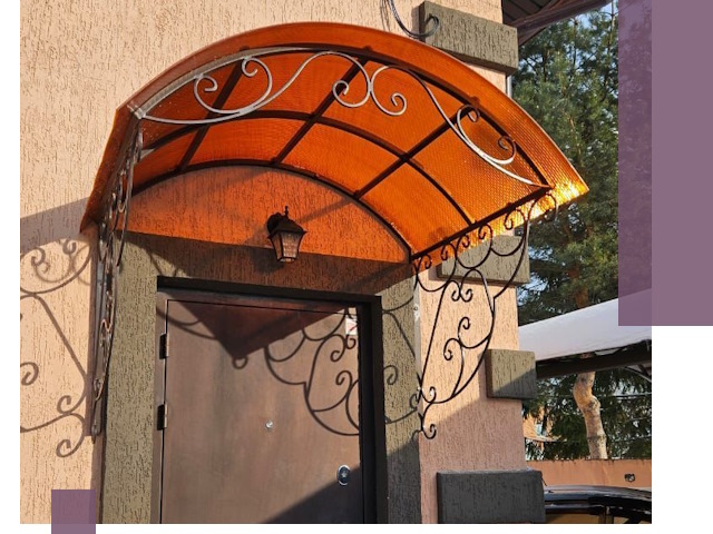 Демонтаж козырьков в Елабуге быстро и безопасно